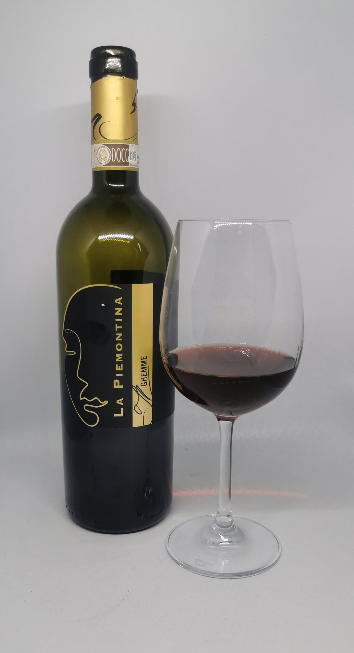 Ghemme DOCG 2019 - 100% Nebbiolo, foto dell'autrice, articolo: La Piemontina 2024, vivace azienda dai vini territoriali