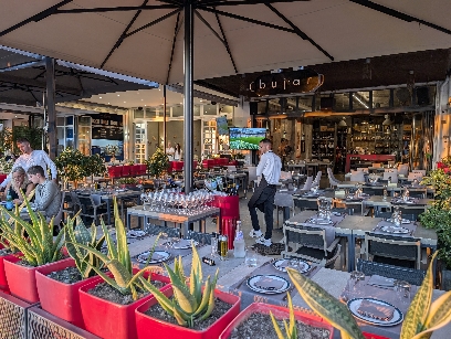 Ristorante Bujar e la Kantina Balaj 2024, sublime assaggio, foto dell'autrice, ambientazioni