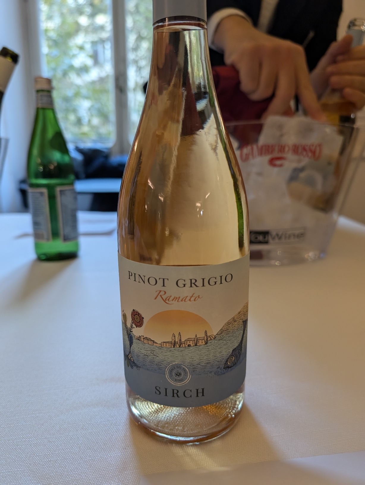 FCO Pinot Grigio Ramato ‘23 di Sirch, articolo: Berebene 2025, formidabile risultato della Guida del Gambero Rosso, foto dell'autrice