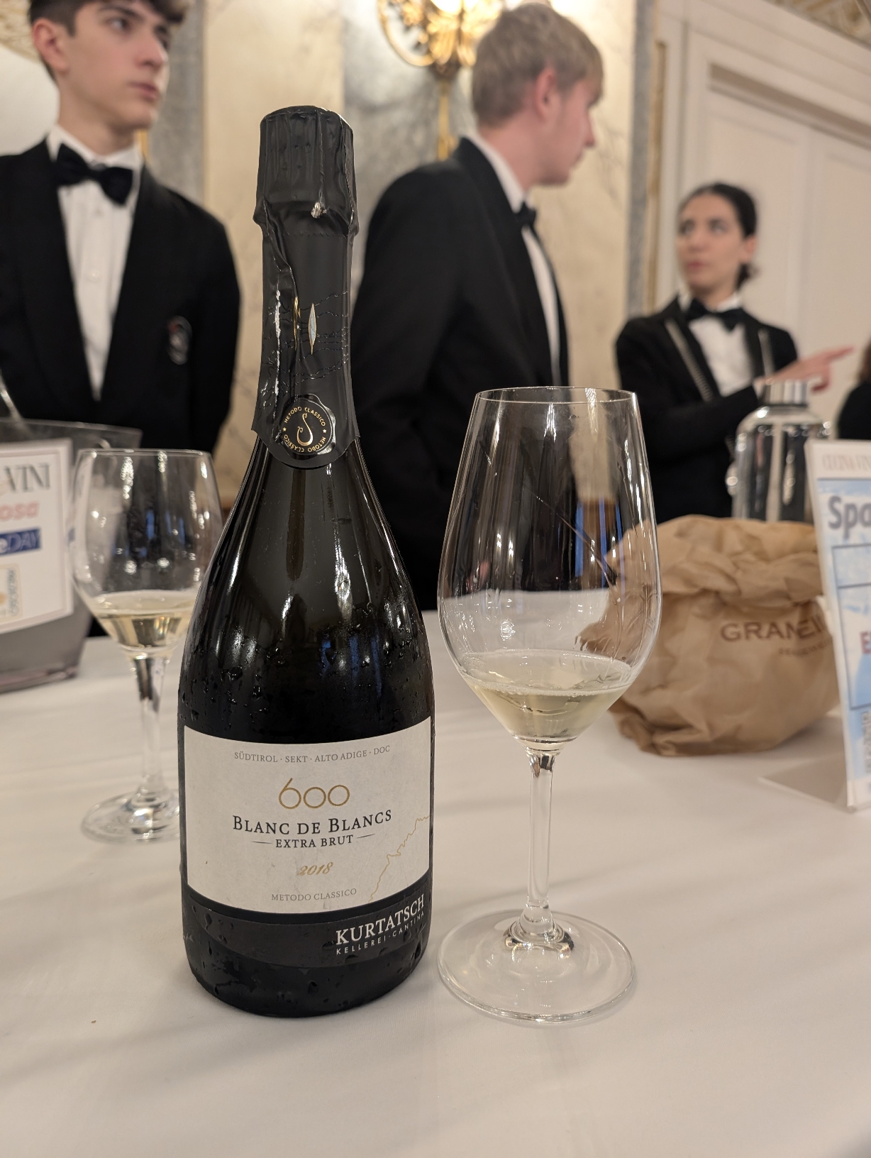 Sparkle 2025 vini spumanti secchi italiani di successo, foto dell'autrice, i vini dell'Alto Adige